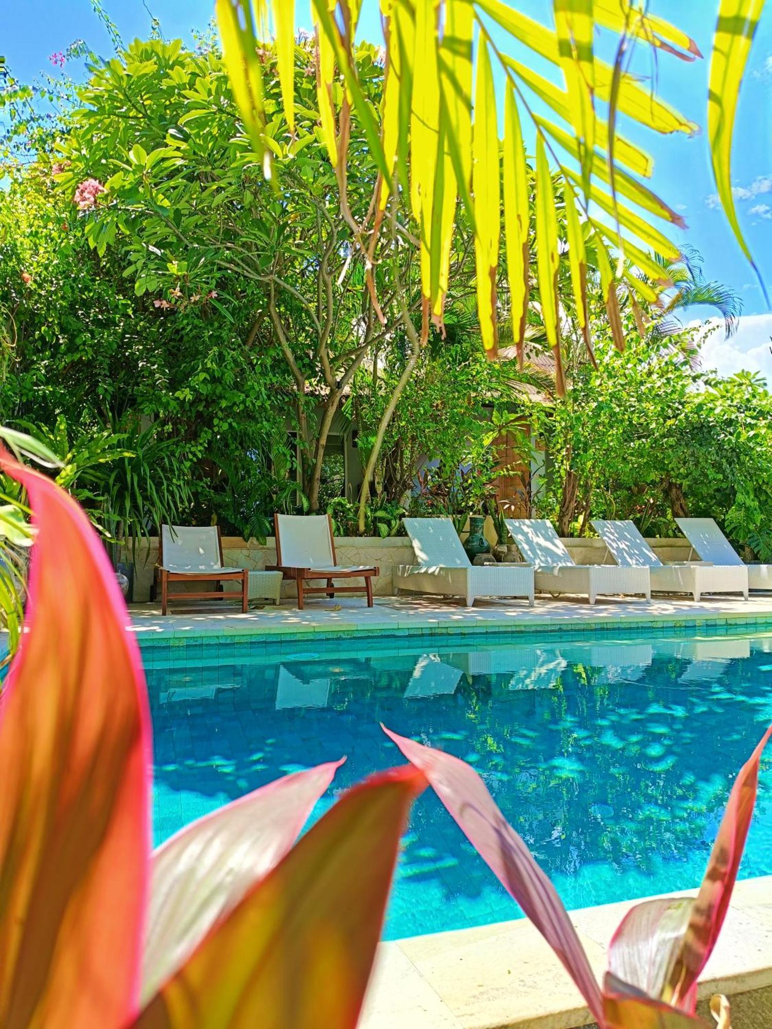 Bale Sampan Boutique Bungalows Gili Trawangan Buitenkant foto